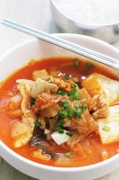 Cách làm canh kim chi Hàn Quốc