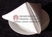 Hướng dẫn cách gấp khăn ăn đẹp - Hình kim tự tháp