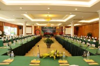 Loại vải phù hợp chọn để may áo phủ ghế hội thảo