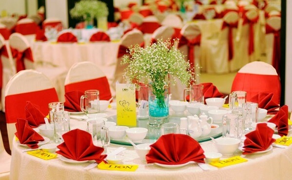 Những lợi ích mà áo phủ ghế mang lại
