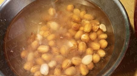 May áo ghế hội thảo
