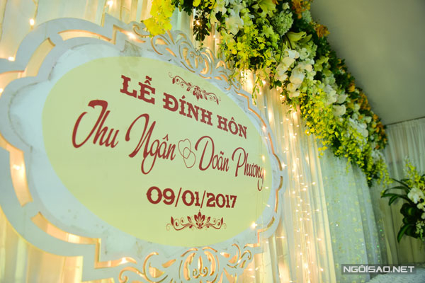 May gia công khăn bàn nhà hàng rẻ đẹp