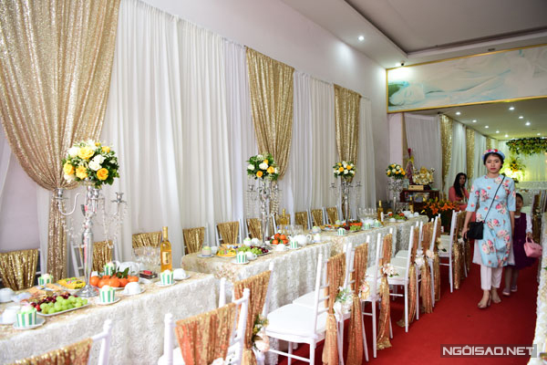 Địa chỉ may áo ghế khách sạn